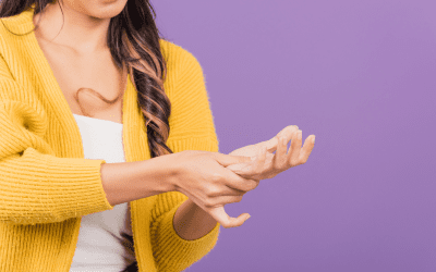Hormigueo en las manos: ¿Qué significa despertar con él y cómo solucionarlo?